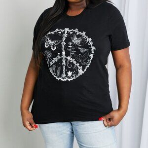 NWT mineB Full Size Butterfly Graphic Tee Shirt